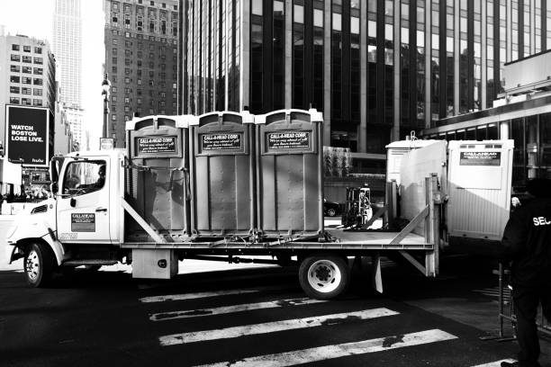 Best Porta potty rental for outdoor events  in Sigourney, IA